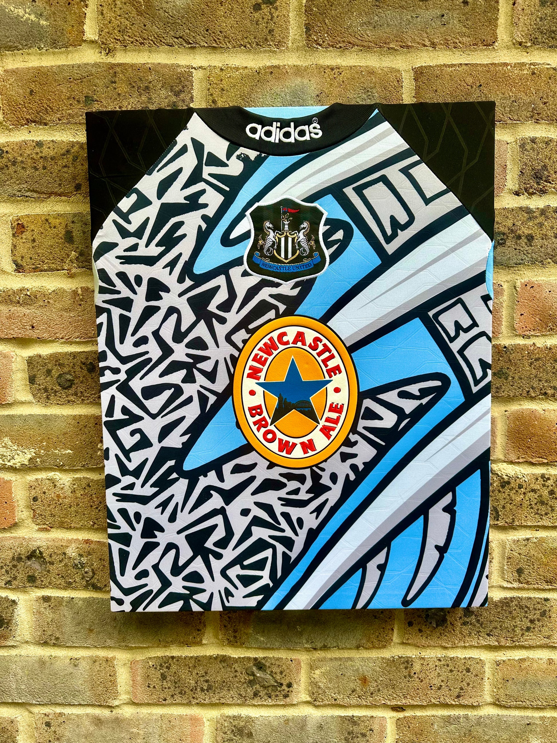 Newcastle United 1995/96 Retro Home Goalkeeper Shirt Memorabilia Canvas