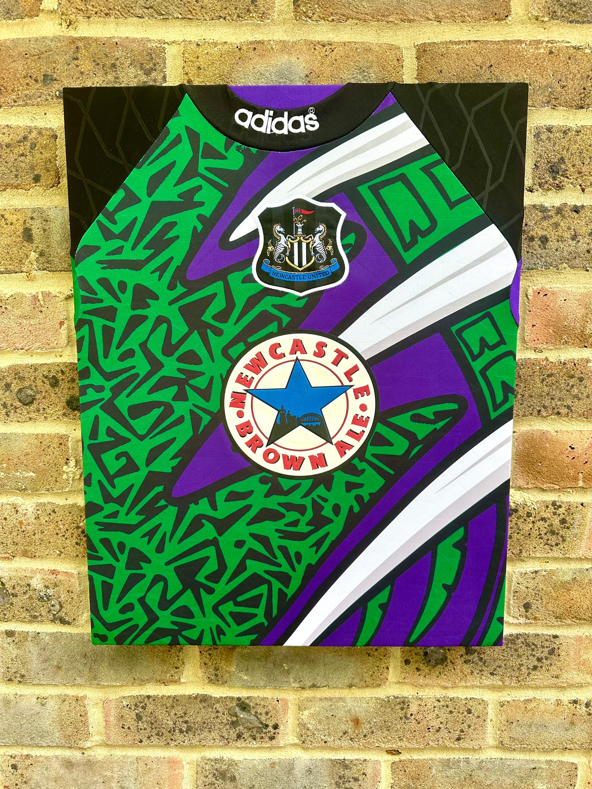 Newcastle United 1995/96 Retro Goalkeeper Shirt Memorabilia Canvas