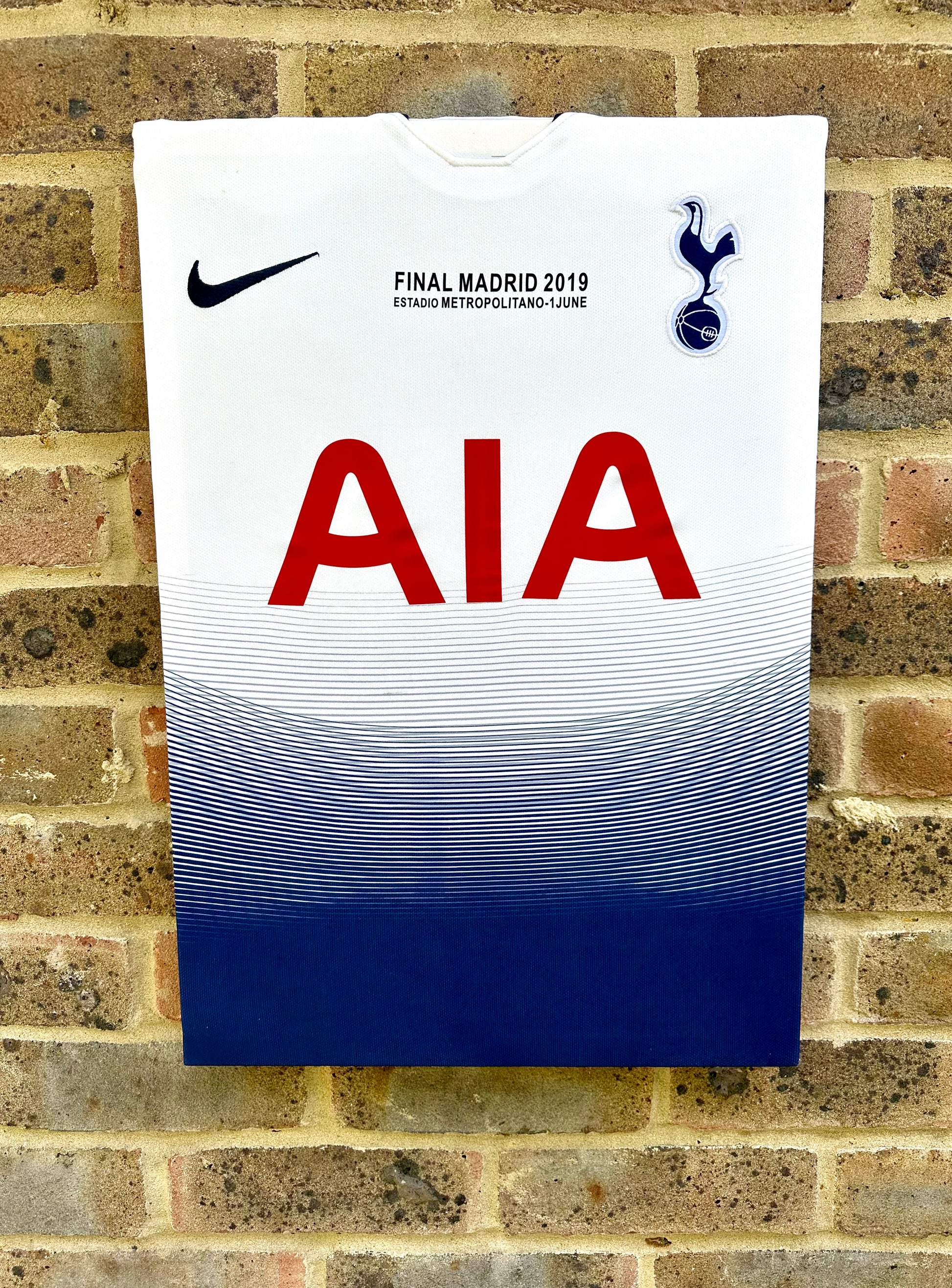 Tottenham Hotspur 2018/19 Champions League Final Shirt Memorabilia Canvas