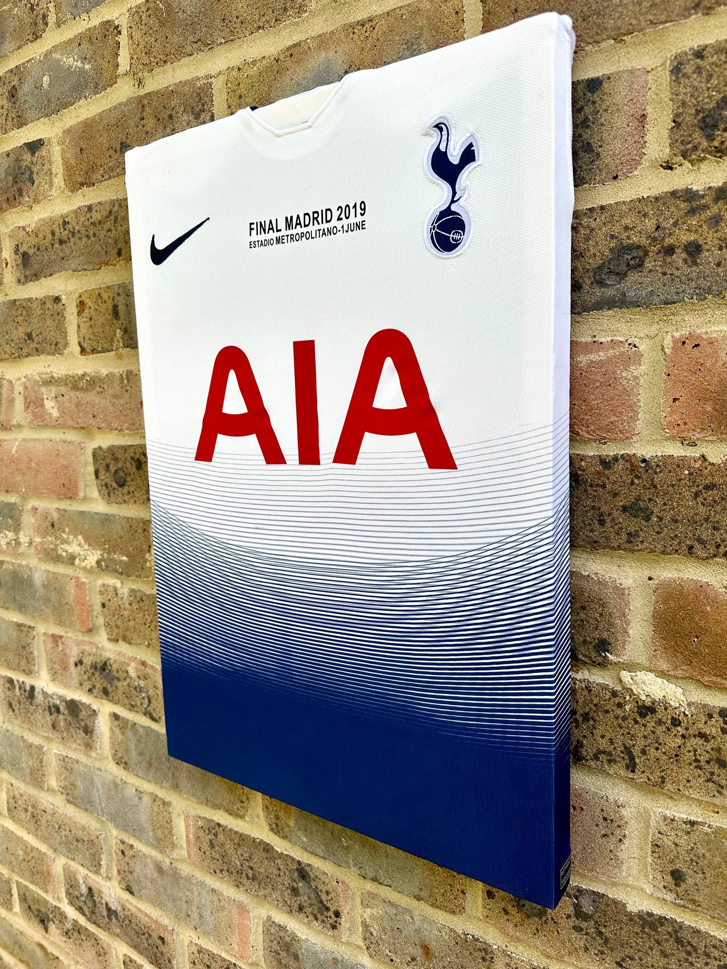 Tottenham Hotspur 2018/19 Champions League Final Shirt Memorabilia Canvas